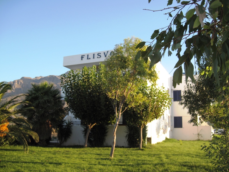 apartments flisvos 00